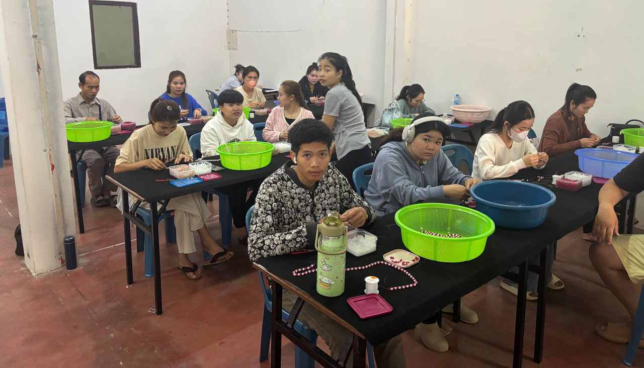 Gia Công Thủ Công